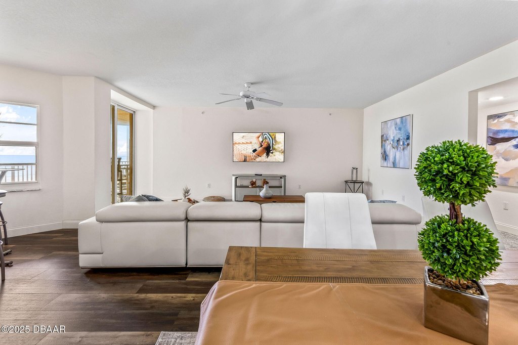 Daytona Beach Shores, Florida, 32118, United States, 3 Bedrooms Bedrooms, ,3 BathroomsBathrooms,Residential,Forsale,1990137