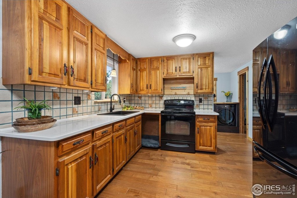 Loveland, Colorado, 80537, United States, 3 Bedrooms Bedrooms, ,2.5 BathroomsBathrooms,Residential,Forsale,1967204