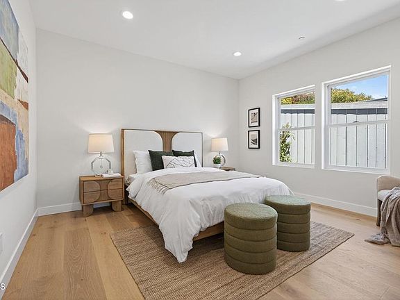 Ventura, California, 93001, United States, 4 Bedrooms Bedrooms, ,1.5 BathroomsBathrooms,Residential,Forsale,1963632