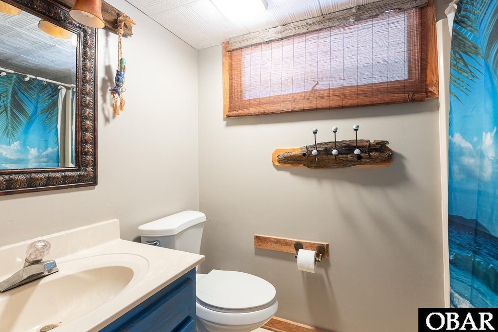 Corolla, North Carolina, 27927, United States, 4 Bedrooms Bedrooms, ,2.5 BathroomsBathrooms,Residential,Forsale,1964355