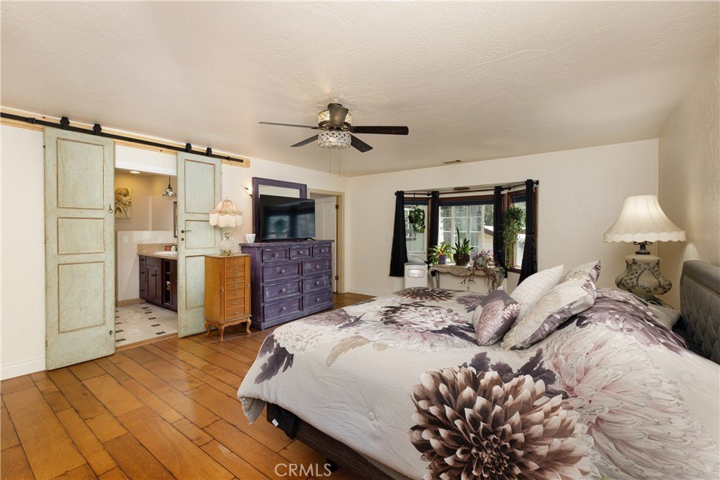 Crestline, California, 92325, United States, 5 Bedrooms Bedrooms, ,4 BathroomsBathrooms,Residential,Forsale,1971046