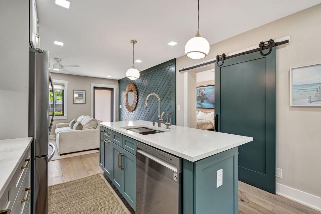 Boynton Beach, Florida, 33435, United States, 5 Bedrooms Bedrooms, ,3 BathroomsBathrooms,Residential,Forsale,1969906