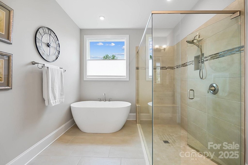 York, South Carolina, 29745, United States, 4 Bedrooms Bedrooms, ,3 BathroomsBathrooms,Residential,Forsale,1985980