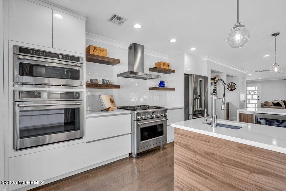 Belmar, New Jersey, 07719, United States, 4 Bedrooms Bedrooms, ,3.5 BathroomsBathrooms,Residential,Forsale,1984565