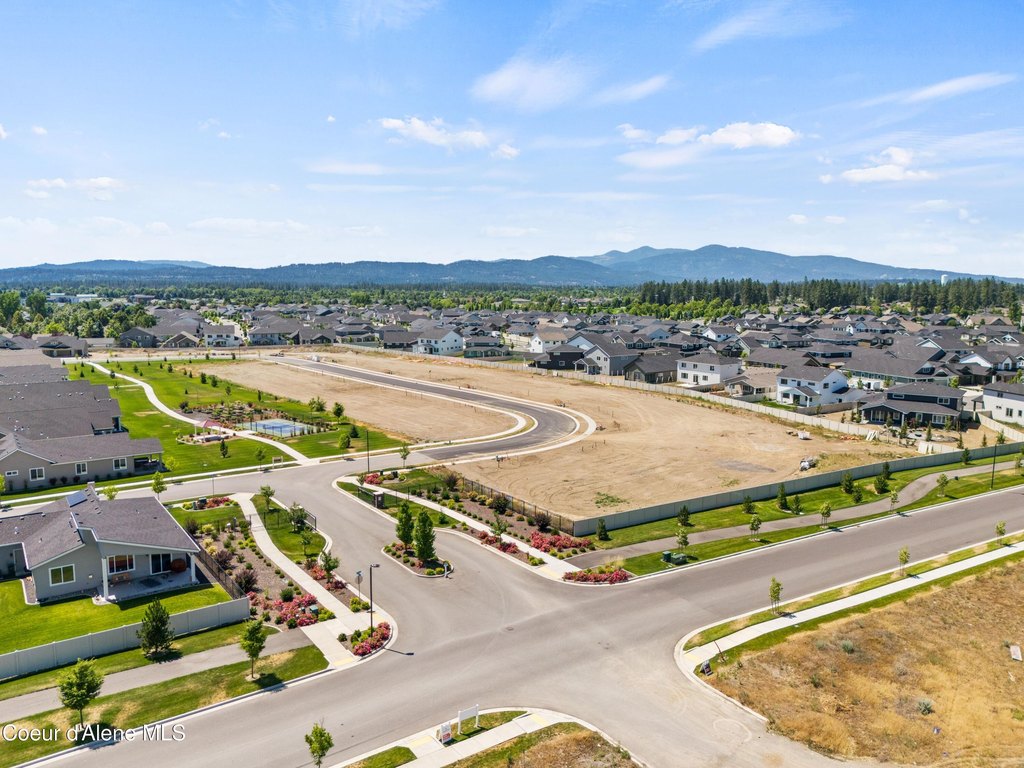 Coeur d'Alene, Idaho, 83815, United States, 4 Bedrooms Bedrooms, ,3 BathroomsBathrooms,Residential,Forsale,1984592