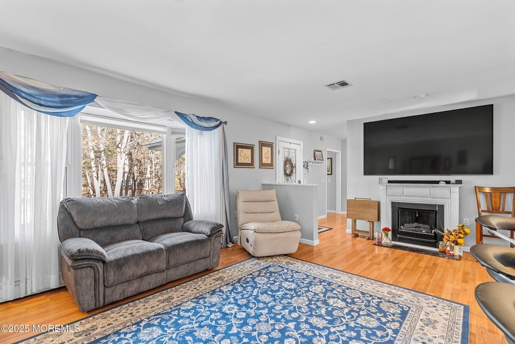 Jackson, New Jersey, 08527, United States, 4 Bedrooms Bedrooms, ,3.5 BathroomsBathrooms,Residential,Forsale,2008481