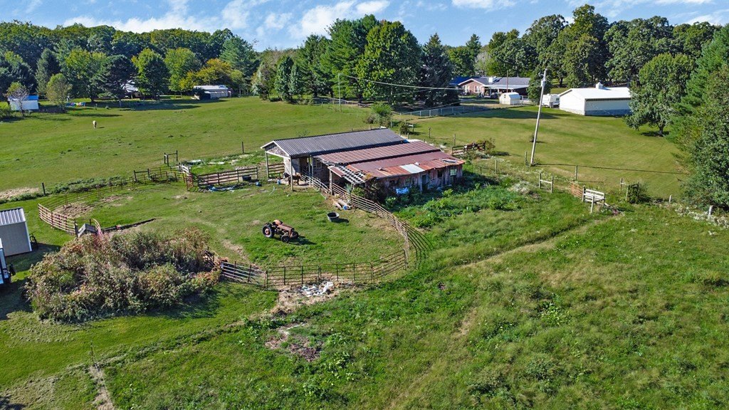 Jamestown, Tennessee, 38556, United States, 3 Bedrooms Bedrooms, ,2 BathroomsBathrooms,Residential,Forsale,1968518