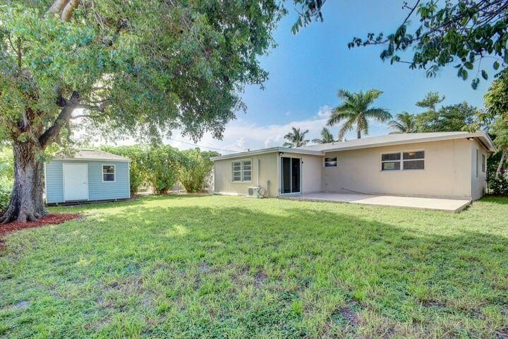 Lake Worth Beach, Florida, 33460, United States, 4 Bedrooms Bedrooms, ,2 BathroomsBathrooms,Residential,Forsale,1969910