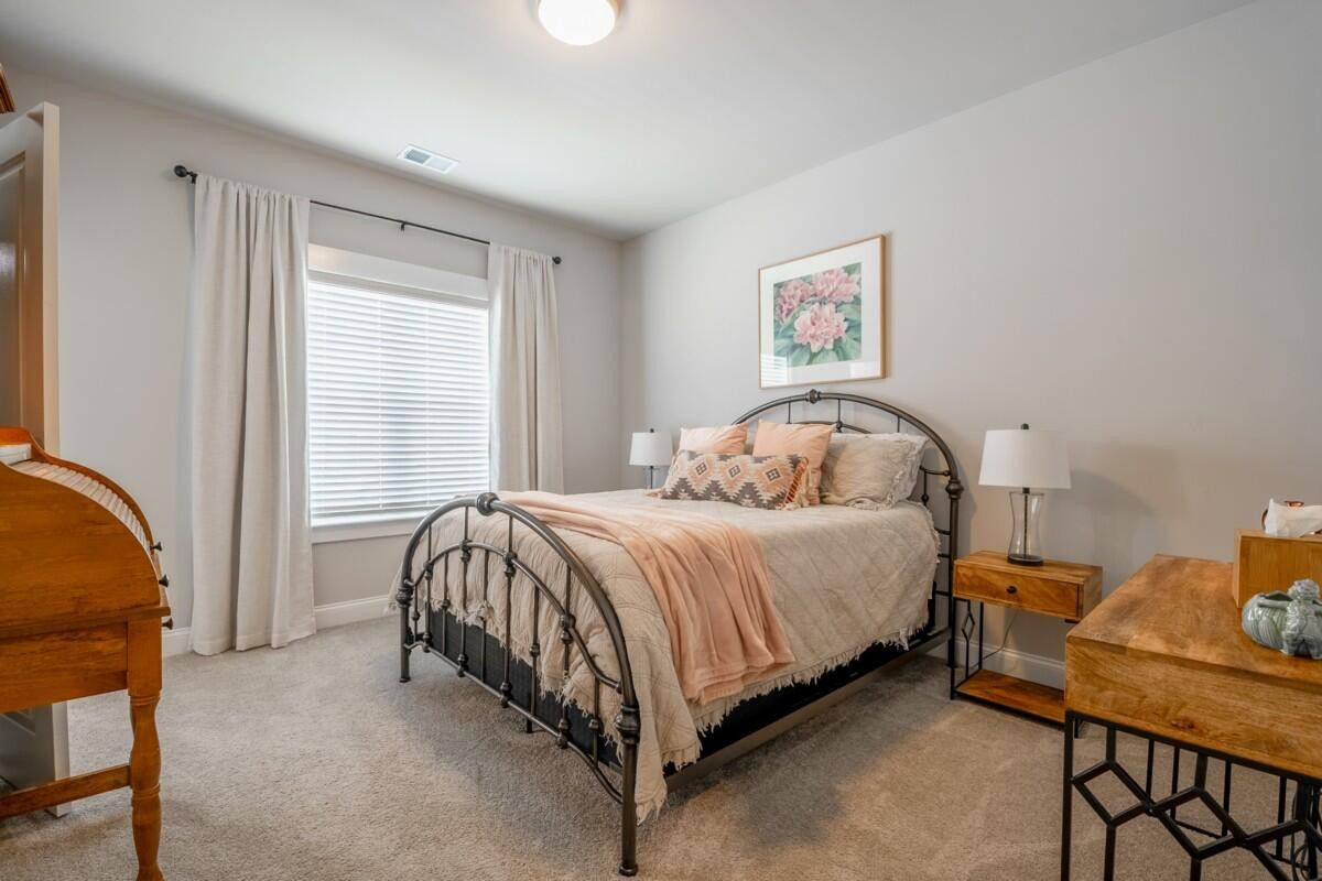 Apison, Tennessee, 37302, United States, 5 Bedrooms Bedrooms, ,4 BathroomsBathrooms,Residential,Forsale,1963595