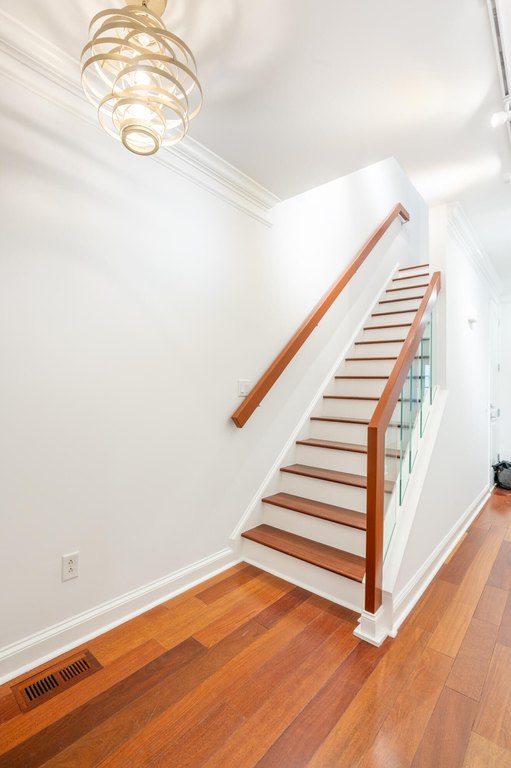 Mount Pleasant, South Carolina, 29464, United States, 4 Bedrooms Bedrooms, ,4 BathroomsBathrooms,Residential,Forsale,1985964