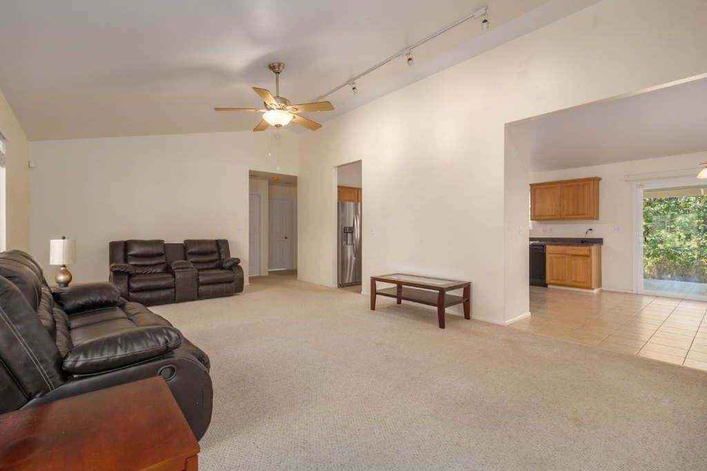 Keaau, Hawaii, 96749, United States, 3 Bedrooms Bedrooms, ,2 BathroomsBathrooms,Residential,Forsale,1989839