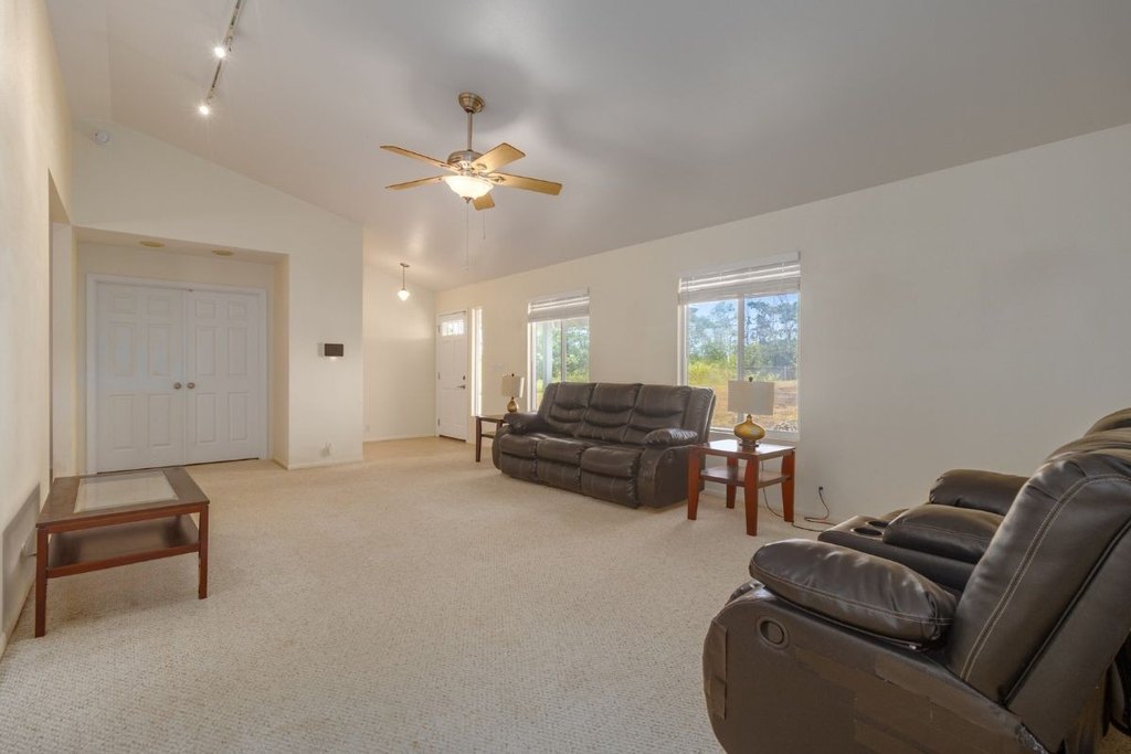 Keaau, Hawaii, 96749, United States, 3 Bedrooms Bedrooms, ,2 BathroomsBathrooms,Residential,Forsale,1989839