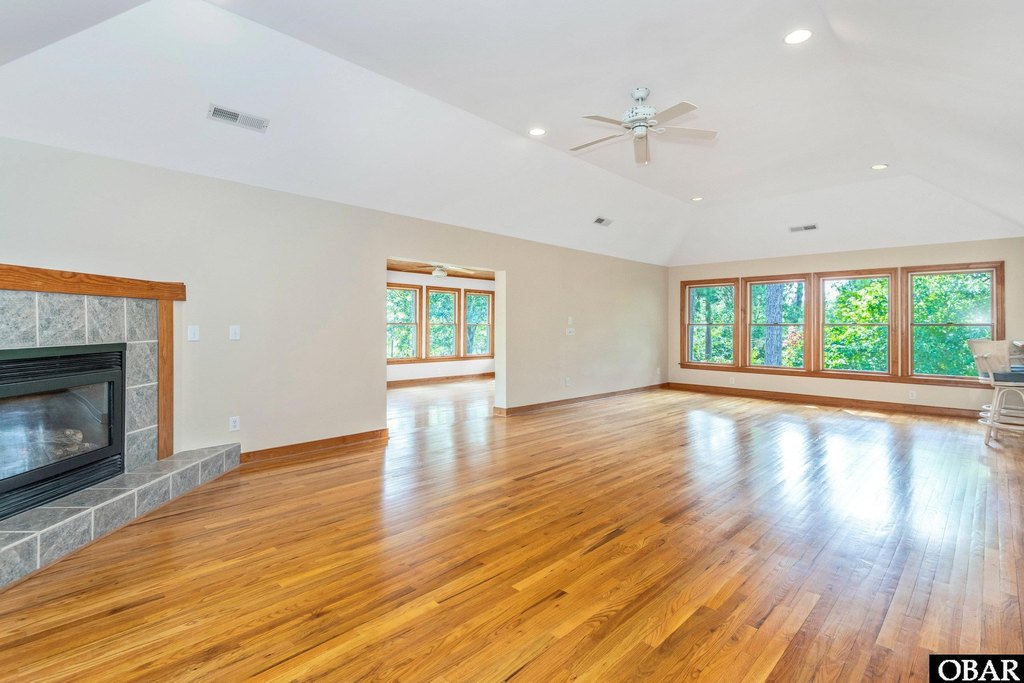 Kill Devil Hills, North Carolina, 27948, United States, 3 Bedrooms Bedrooms, ,3 BathroomsBathrooms,Residential,Forsale,1993772