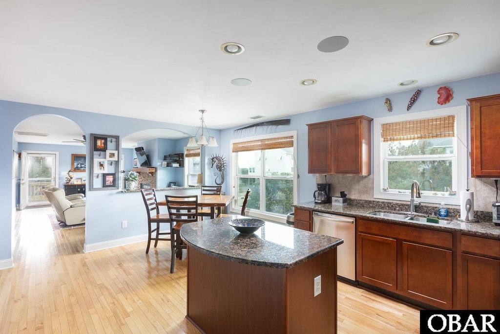 Corolla, North Carolina, 27927, United States, 3 Bedrooms Bedrooms, ,2 BathroomsBathrooms,Residential,Forsale,1993768