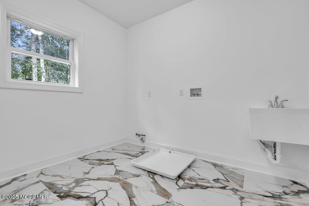 Brick, New Jersey, 08723, United States, 4 Bedrooms Bedrooms, ,3.5 BathroomsBathrooms,Residential,Forsale,1922710