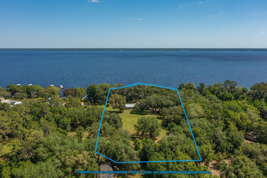 Crescent City, Florida, 32112, United States, 5 Bedrooms Bedrooms, ,3 BathroomsBathrooms,Residential,Forsale,2004868