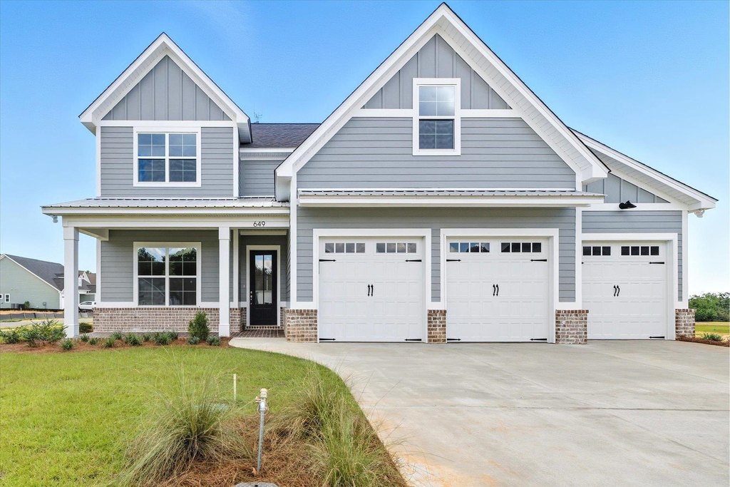 Tallahassee, Florida, 32312, United States, 4 Bedrooms Bedrooms, ,3 BathroomsBathrooms,Residential,Forsale,1995100