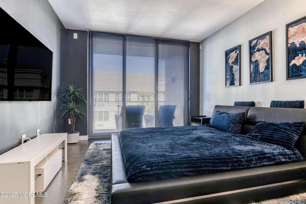 Long Branch, New Jersey, 07740, United States, 1 Bedroom Bedrooms, ,1 BathroomBathrooms,Residential,Forsale,1984571