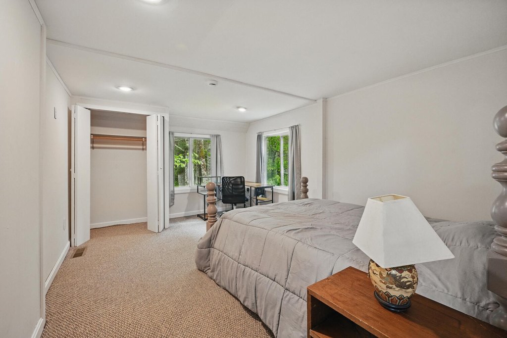 Monmouth, Maine, 04259, United States, 4 Bedrooms Bedrooms, ,3 BathroomsBathrooms,Residential,Forsale,2004721