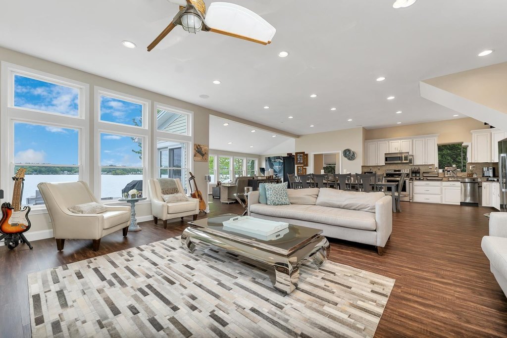 Laconia, New Hampshire, 03246, United States, 5 Bedrooms Bedrooms, ,3 BathroomsBathrooms,Residential,Forsale,1893890