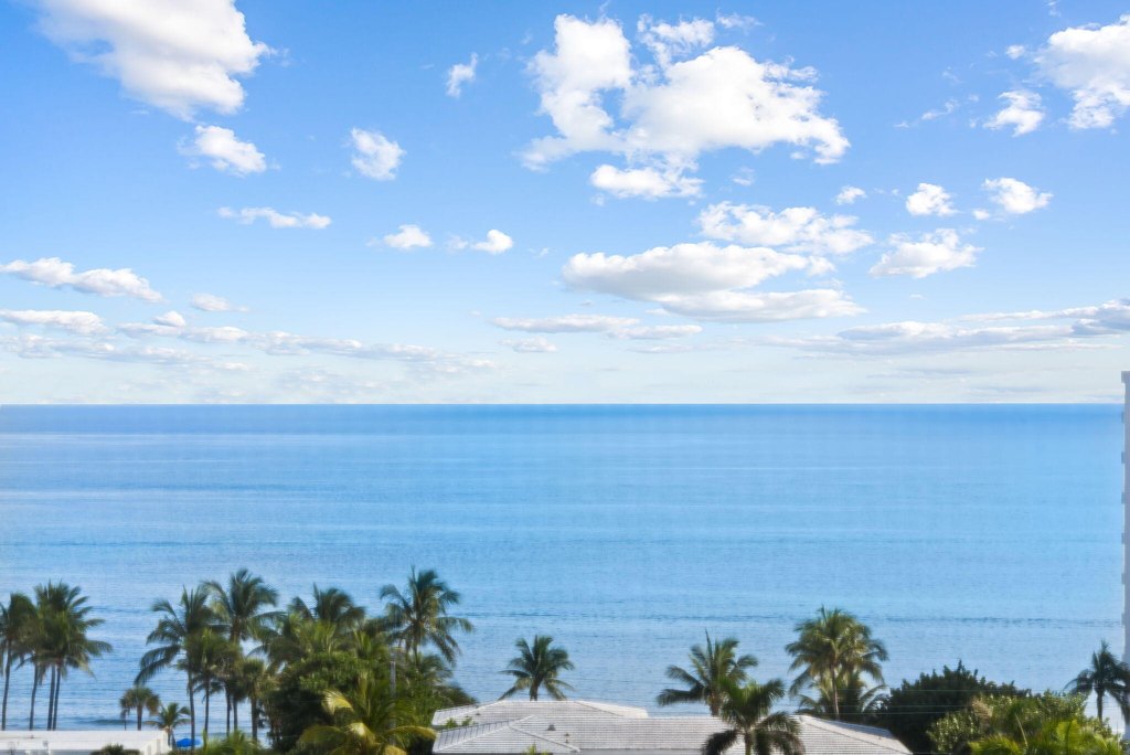 Highland Beach, Florida, 33487, United States, 2 Bedrooms Bedrooms, ,2 BathroomsBathrooms,Residential,Forsale,1929752