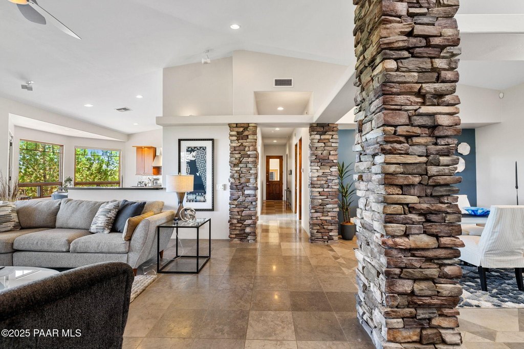 Prescott, Arizona, 86305, United States, 3 Bedrooms Bedrooms, ,2.5 BathroomsBathrooms,Residential,Forsale,1967158