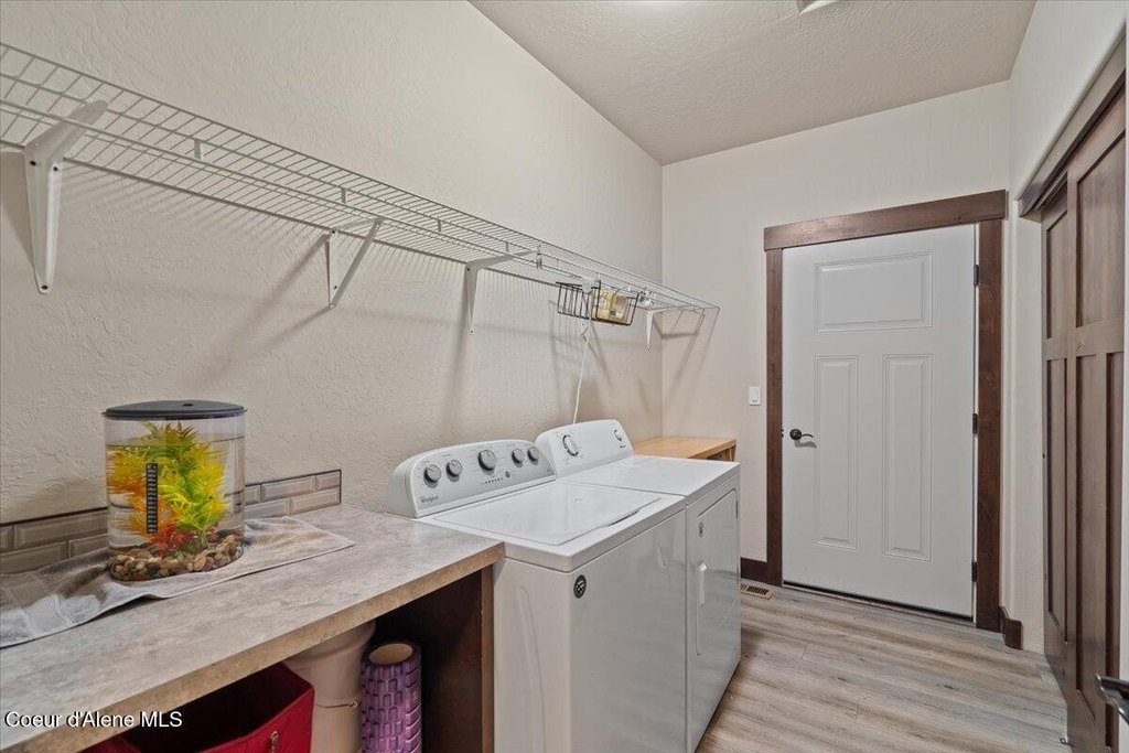 Rathdrum, Idaho, 83858, United States, 3 Bedrooms Bedrooms, ,2 BathroomsBathrooms,Residential,Forsale,1946343