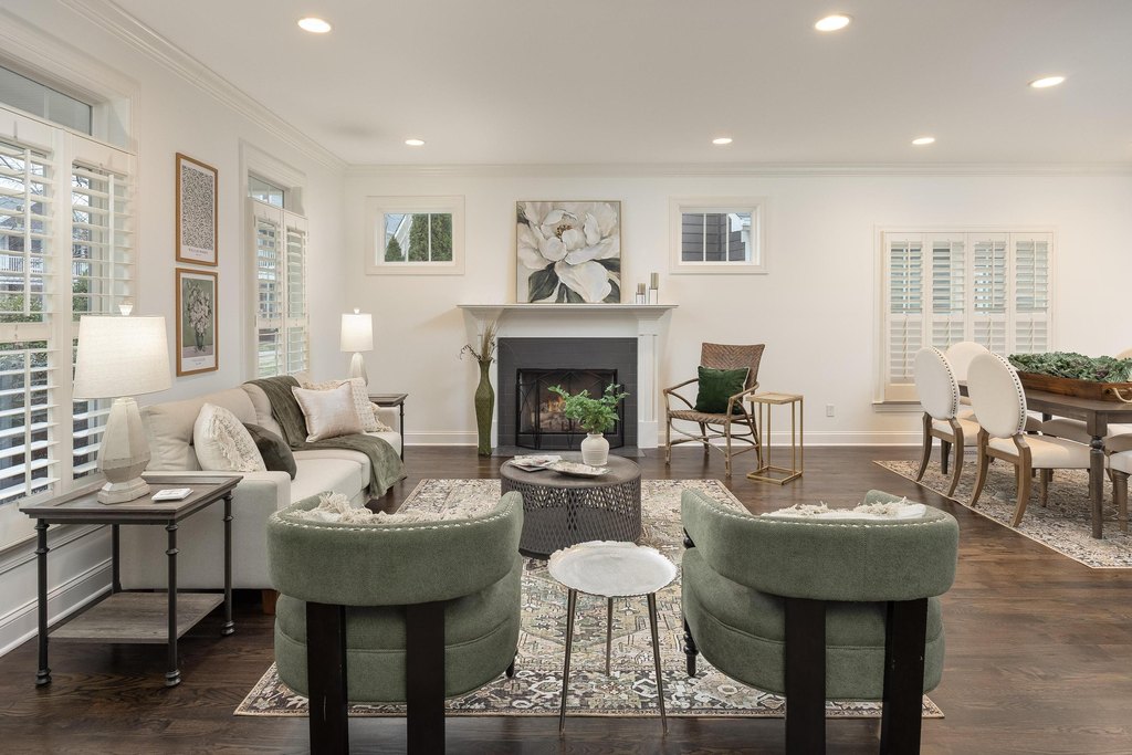 Chattanooga, Tennessee, 37405, United States, 4 Bedrooms Bedrooms, ,3.5 BathroomsBathrooms,Residential,Forsale,2009603