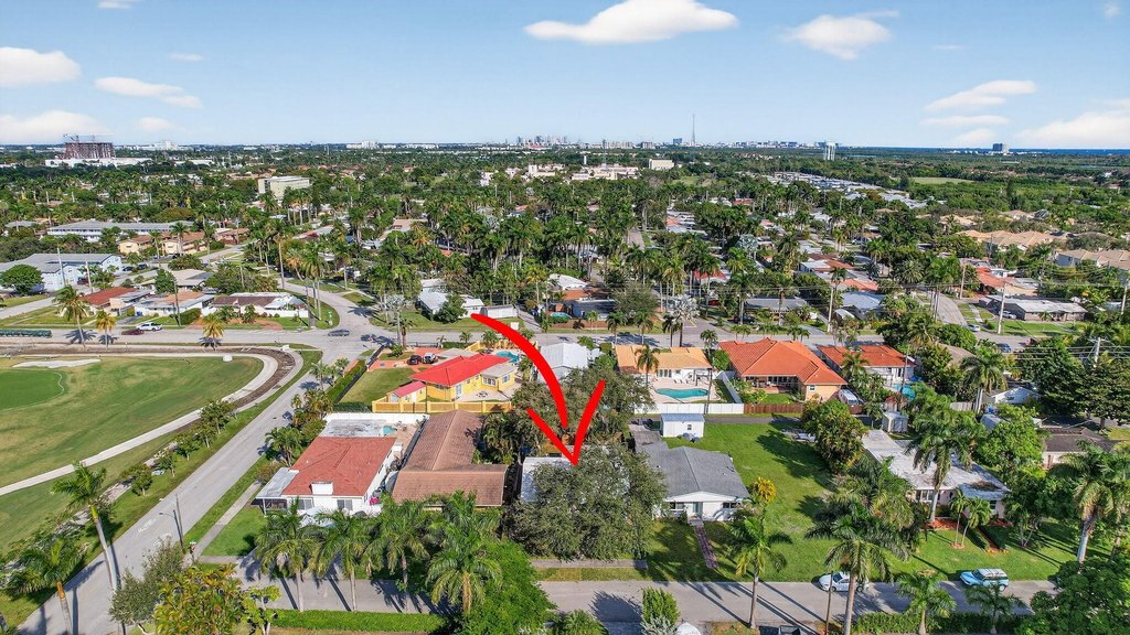 Hollywood, Florida, 33019, United States, 3 Bedrooms Bedrooms, ,2 BathroomsBathrooms,Residential,Forsale,2009886