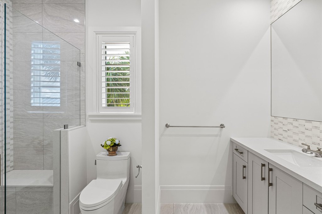 Delray Beach, Florida, 33483, United States, 5 Bedrooms Bedrooms, ,5.5 BathroomsBathrooms,Residential,Forsale,2010635