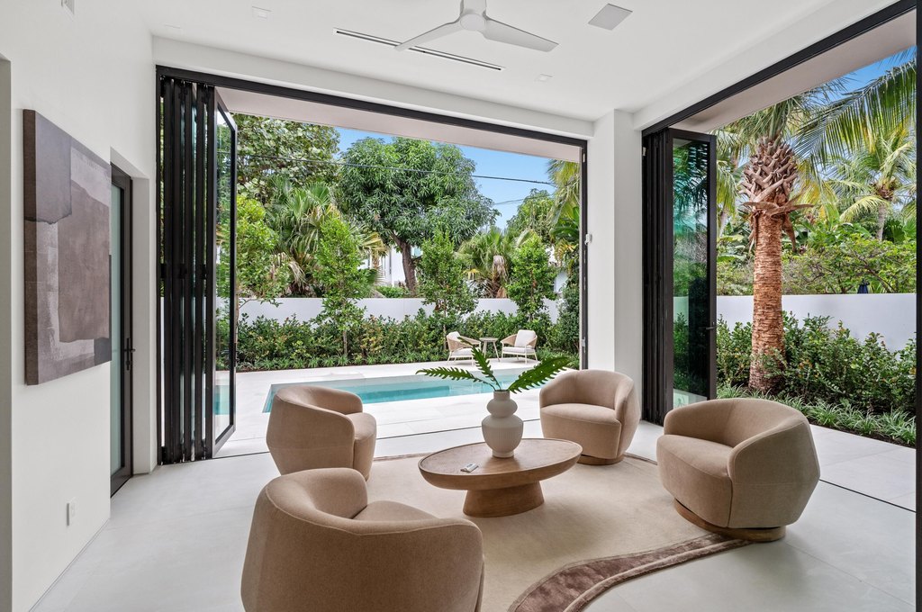 Delray Beach, Florida, 33483, United States, 3 Bedrooms Bedrooms, ,3.5 BathroomsBathrooms,Residential,Forsale,2010636