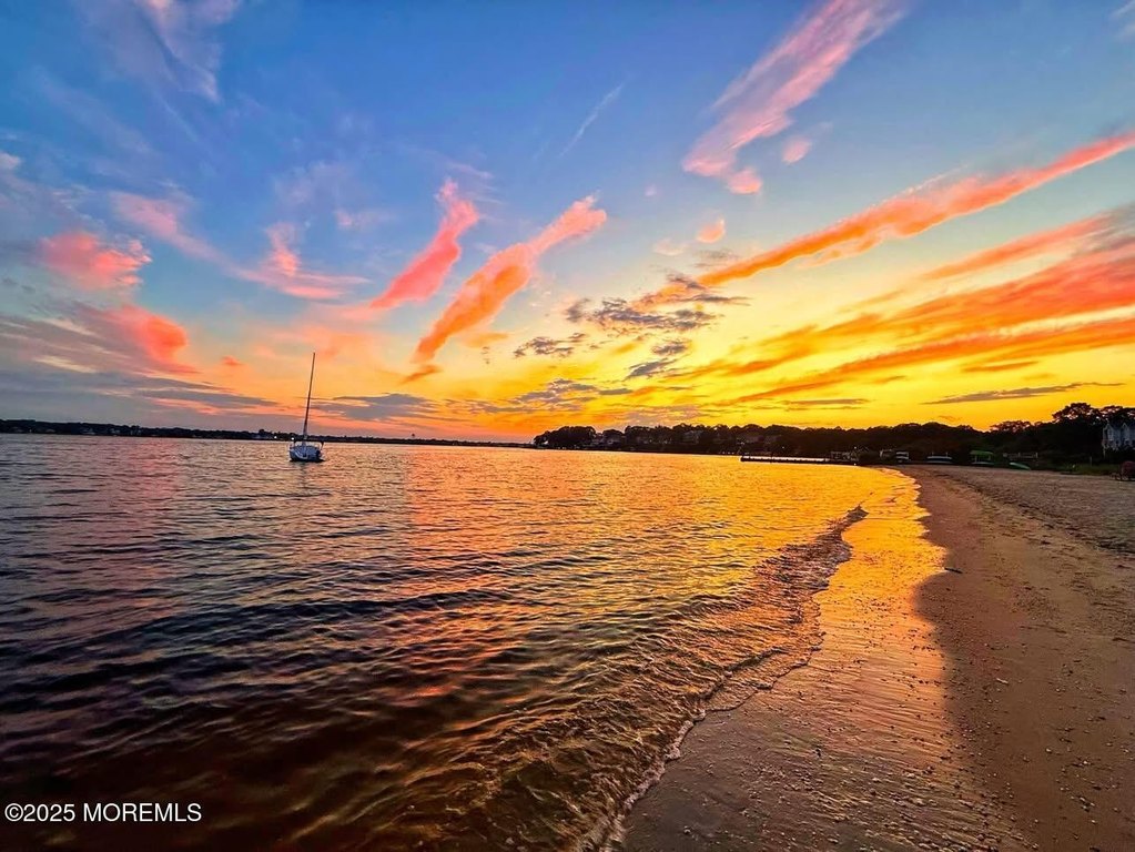 Toms River, New Jersey, 08753, United States, 4 Bedrooms Bedrooms, ,3.5 BathroomsBathrooms,Residential,Forsale,1992691