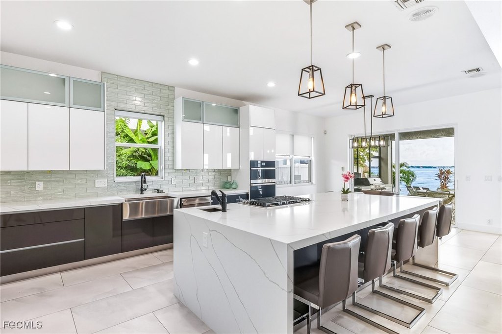 Cape Coral, Florida, 33904, United States, 5 Bedrooms Bedrooms, ,5.5 BathroomsBathrooms,Residential,Forsale,1971934