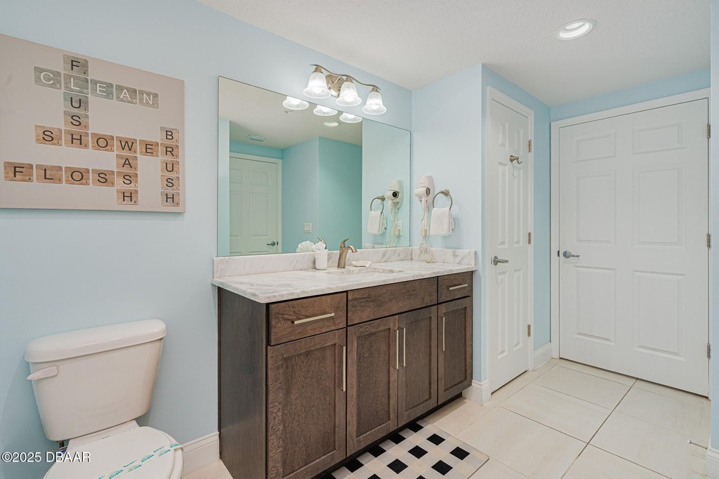 Daytona Beach Shores, Florida, 32118, United States, 3 Bedrooms Bedrooms, ,2 BathroomsBathrooms,Residential,Forsale,1990151