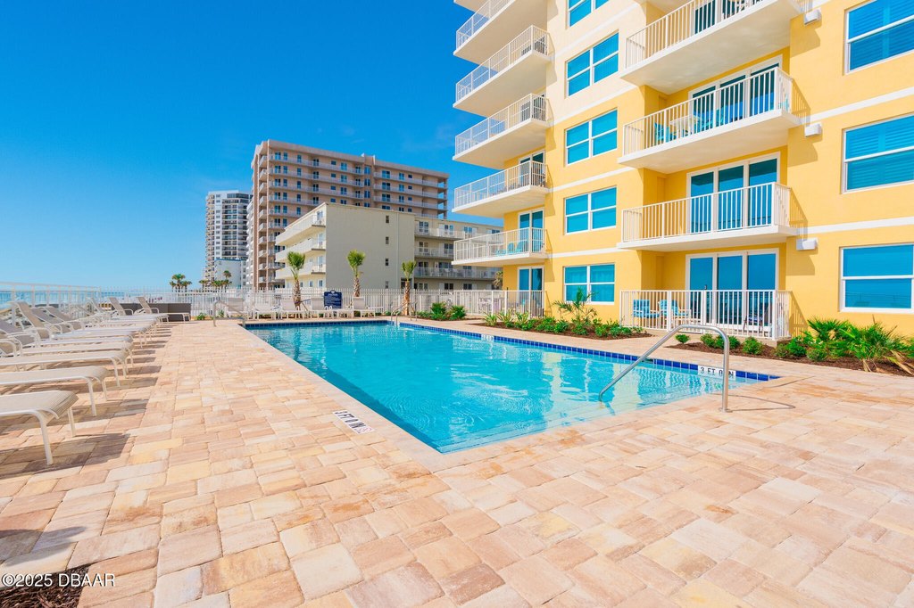 Daytona Beach Shores, Florida, 32118, United States, 3 Bedrooms Bedrooms, ,2 BathroomsBathrooms,Residential,Forsale,1990151