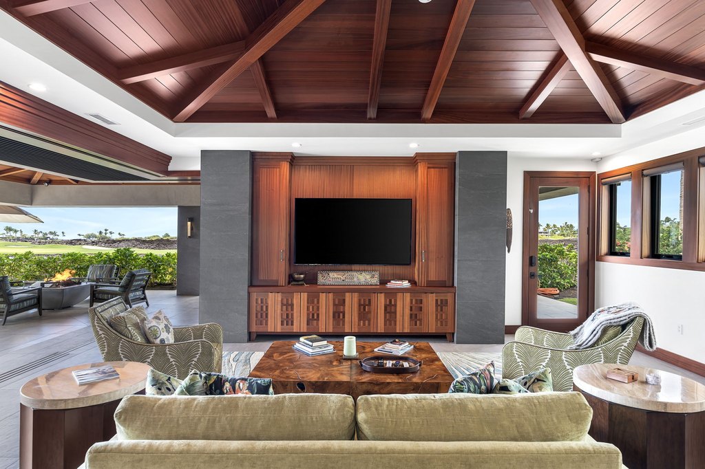 Kamuela, Hawaii, 96743, United States, 5 Bedrooms Bedrooms, ,5.5 BathroomsBathrooms,Residential,Forsale,1989836