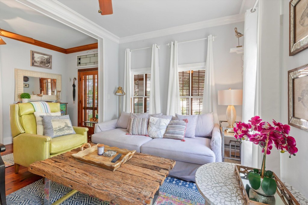 Key West, Florida, 33040, United States, 3 Bedrooms Bedrooms, ,1.5 BathroomsBathrooms,Residential,Forsale,1972001