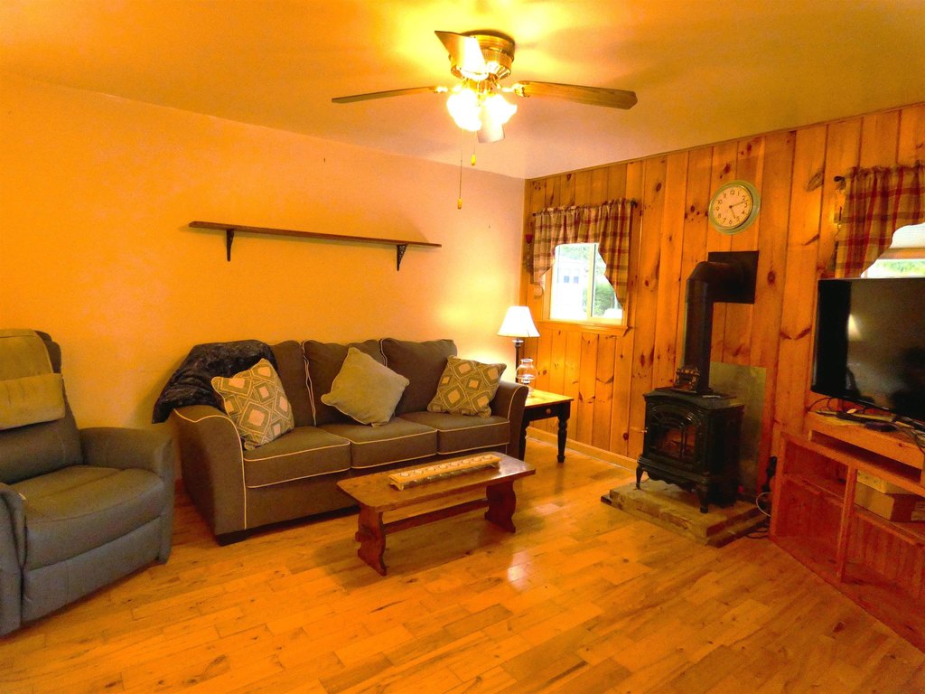 Ossipee, New Hampshire, 03814, United States, 2 Bedrooms Bedrooms, ,2 BathroomsBathrooms,Residential,Forsale,2002406