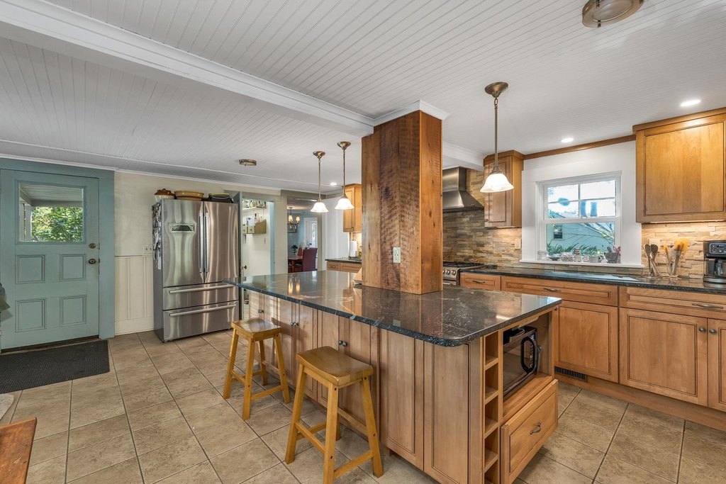 Wolfeboro, New Hampshire, 03894, United States, 3 Bedrooms Bedrooms, ,3 BathroomsBathrooms,Residential,Forsale,2004716