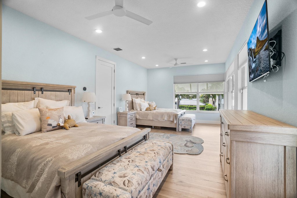 Delray Beach, Florida, 33483, United States, 4 Bedrooms Bedrooms, ,3.5 BathroomsBathrooms,Residential,Forsale,1969898