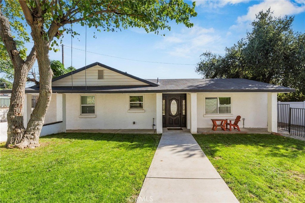 Yucaipa, California, 92399, United States, 2 Bedrooms Bedrooms, ,1 BathroomBathrooms,Residential,Forsale,1992755