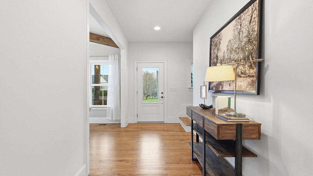 Signal Mountain, Tennessee, 37377, United States, 4 Bedrooms Bedrooms, ,3.5 BathroomsBathrooms,Residential,Forsale,2011259