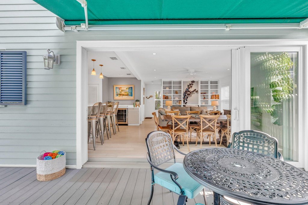 Key West, Florida, 33040, United States, 3 Bedrooms Bedrooms, ,3.5 BathroomsBathrooms,Residential,Forsale,2004350