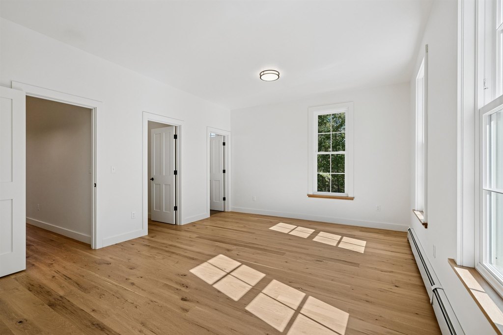 Woodstock, Vermont, 05091, United States, 3 Bedrooms Bedrooms, ,3.5 BathroomsBathrooms,Residential,Forsale,2004852