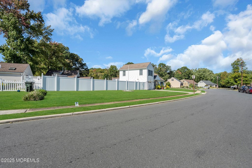 Hazlet, New Jersey, 07730, United States, 4 Bedrooms Bedrooms, ,2 BathroomsBathrooms,Residential,Forsale,1966075