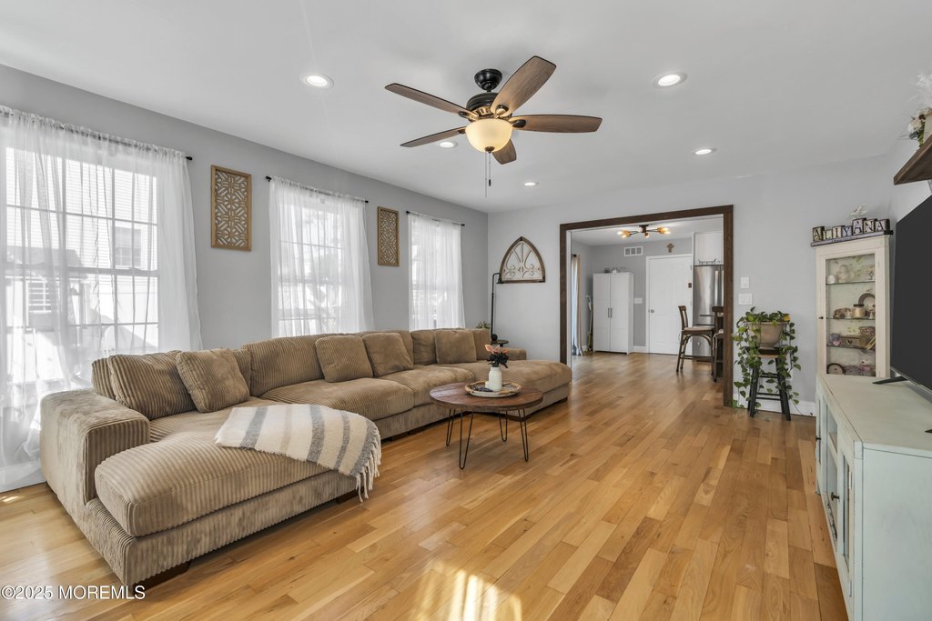 Island Heights, New Jersey, 08732, United States, 4 Bedrooms Bedrooms, ,2.5 BathroomsBathrooms,Residential,Forsale,1994045