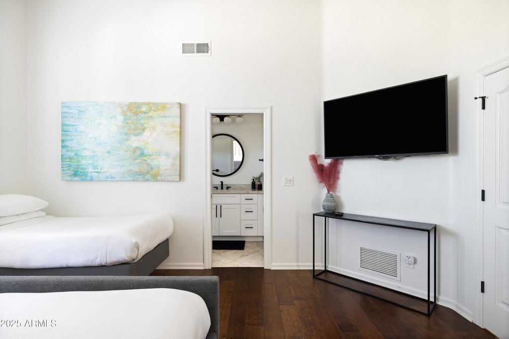 Scottsdale, Arizona, 85260, United States, 5 Bedrooms Bedrooms, ,4.5 BathroomsBathrooms,Residential,Forsale,2014407