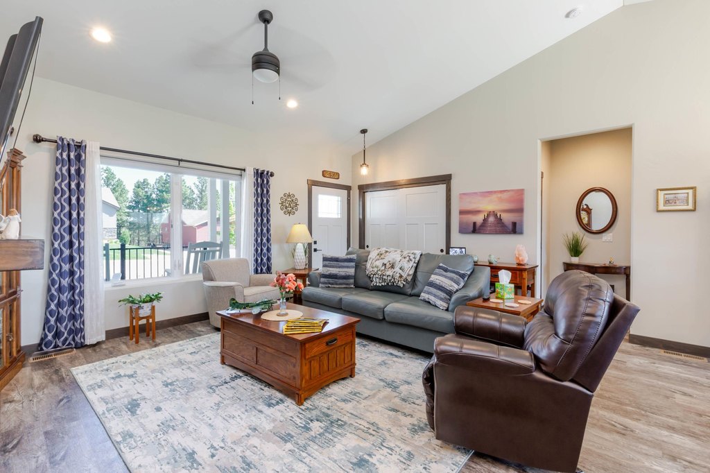 Rapid City, South Dakota, 57702, United States, 3 Bedrooms Bedrooms, ,2 BathroomsBathrooms,Residential,Forsale,1990706