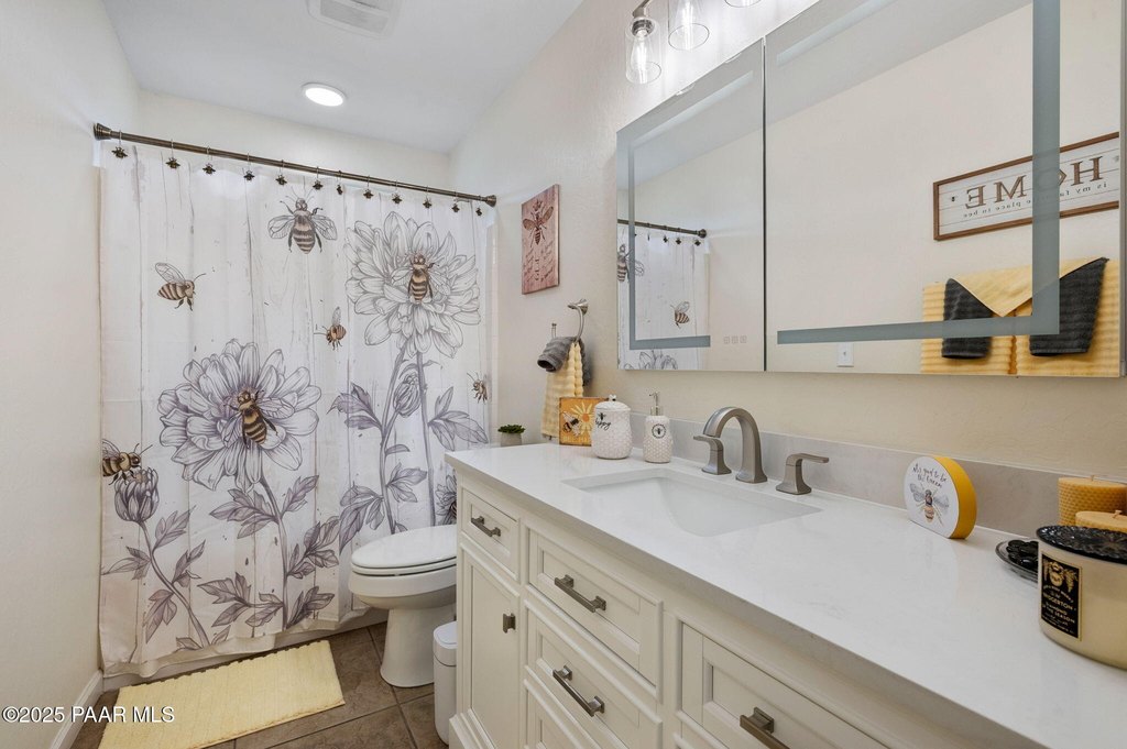 Chino Valley, Arizona, 86323, United States, 5 Bedrooms Bedrooms, ,2 BathroomsBathrooms,Residential,Forsale,1968231