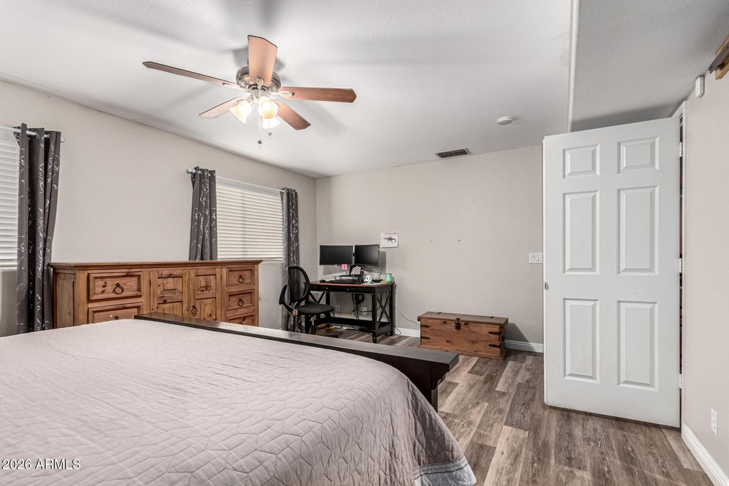 Gilbert, Arizona, 85233, United States, 4 Bedrooms Bedrooms, ,2.5 BathroomsBathrooms,Residential,Forsale,2015006